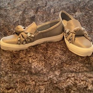 Nine West slide on platform shoes